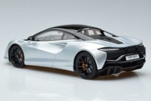 McLaren Artura Zilver GT Spirit 1:18 GT873 Hars — afbeelding 5 van 6