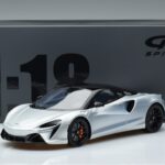 McLaren Artura Zilver GT Spirit 1:18 GT873 Hars - image 6 of 6