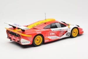 McLaren F1 GTR #40 J. O'Rourke / M. Sugden / P. Auberlein EMI 24 Hours of Le Mans 1996 UT Models 1:18 39820 Metaal — afbeelding 2 van 6