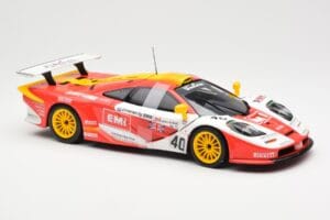 McLaren F1 GTR #40 J. O'Rourke / M. Sugden / P. Auberlein EMI 24 Hours of Le Mans 1996 UT Models 1:18 39820 Metaal — afbeelding 4 van 6