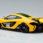 McLaren P1 GTR Geel Met Groene Strepen AUTOart 1:18 - image 6 of 7