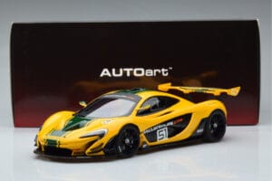 McLaren P1 GTR Geel Met Groene Strepen AUTOart 1:18 81544 Composiet — afbeelding 7 van 7