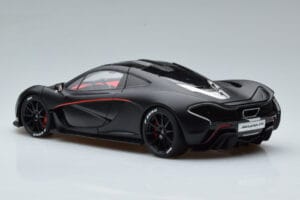 McLaren P1 Mat Zwart AUTOart 1:18 76027 Metaal — afbeelding 6 van 9