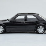 Mercedes 190E W201 2.5-16 Evo I Zwart Otto 1:18 - image 3 of 6