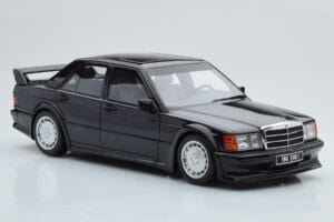 Mercedes 190E W201 2.5-16 Evo I Zwart Otto 1:18 OT151 Hars — afbeelding 4 van 6