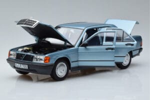 Mercedes 190E W201 Lichtblauw Norev 1:18 183828 Metaal — afbeelding 2 van 7
