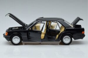 Mercedes 190 E W201 Gelimiteerde Editie Norev 1:18 183823 Metaal — afbeelding 4 van 10