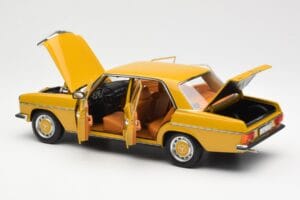 Mercedes 200/8 W115 Sahara Geel Norev 1:18 183771 Metaal — afbeelding 5 van 8