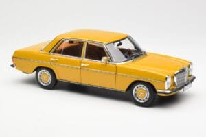 Mercedes 200/8 W115 Sahara Geel Norev 1:18 183771 Metaal — afbeelding 6 van 8