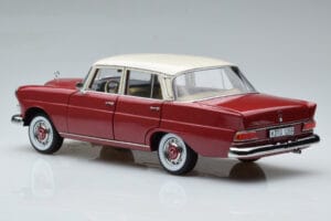 Mercedes 200 W110 Rood Norev 1:18 183706 Metaal — afbeelding 7 van 7