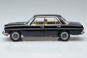Mercedes 200 W115 Gelimiteerde Editie Norev 1:18 183775 Metaal — afbeelding 5 van 8