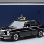 Mercedes 200 W115 Taxi Norev 1:18 183776 Metaal - image 7 of 7