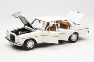 Mercedes 200 W115 Wit Norev 1:18 183770 Metaal — afbeelding 2 van 8