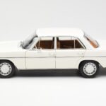Mercedes 200 W115 Wit Norev 1:18 183770 - image 4 of 8