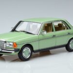 Mercedes 200 W123 Groen Norev 1:18 183796 Metaal