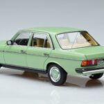 Mercedes 200 W123 Groen Norev 1:18 183796 Metaal - image 6 of 7