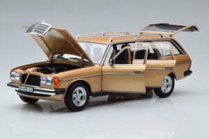 Mercedes 200T S123 AMG Package Beige Norev 1:18 183739 Metaal — afbeelding 2 van 9