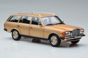 Mercedes 200T S123 Beige Norev 1:18 183738 Metaal — afbeelding 6 van 9
