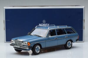 Mercedes 200T S123 Blauw Norev 1:18 183737 Metaal — afbeelding 7 van 7