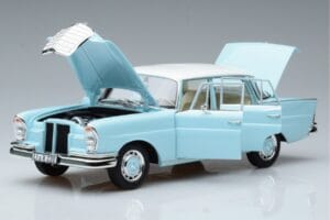 Mercedes 220 S W111 Blauw Norev 1:18 183920 Metaal — afbeelding 2 van 7