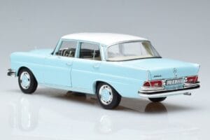 Mercedes 220 S W111 Blauw Norev 1:18 183920 Metaal — afbeelding 6 van 7