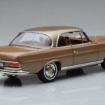 Mercedes 250 SE Coupe W111 Goud Metallic Norev 1:18 - image 3 of 7