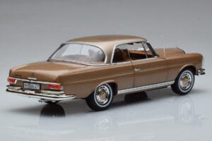 Mercedes 250 SE Coupe W111 Goud Metallic Norev 1:18 183759 Metaal — afbeelding 3 van 7