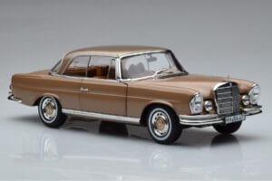Mercedes 250 SE Coupe W111 Goud Metallic Norev 1:18 183759 Metaal — afbeelding 5 van 7