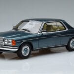 Mercedes 280 CE C123 Blauw Otto 1:18 OT627 Hars