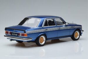 Mercedes 280 E AMG W123 Blauw Otto 1:18 OT221 Hars — afbeelding 2 van 6