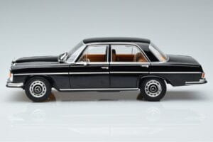 Mercedes 280 SE W108 Zwart Norev 1:18 183762 Metaal — afbeelding 4 van 7