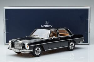 Mercedes 280 SE W108 Zwart Norev 1:18 183762 Metaal — afbeelding 7 van 7
