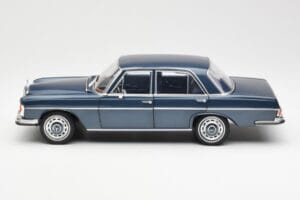 Mercedes 280 SE W108 Donkerblauw Metallic Norev 1:18 183534 Metaal — afbeelding 4 van 8