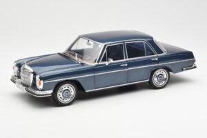 Mercedes 280 SE W108 Donkerblauw Metallic Norev 1:18 183534