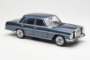 Mercedes 280 SE W108 Donkerblauw Metallic Norev 1:18 183534 Metaal — afbeelding 6 van 8