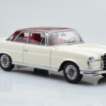 Mercedes 280 SE W108 Wit AUTOart 1:18 - image 6 of 8