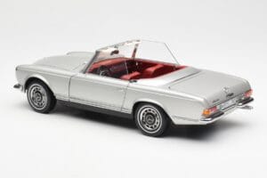 Mercedes 280 SL W113 Pagoda Zilver Schuco 1:18 450035000 Metaal — afbeelding 7 van 8
