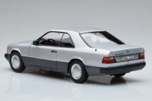 Mercedes 300 CE-24 C124 Coupe Zilver Norev 1:18 183880 Metaal — afbeelding 6 van 7