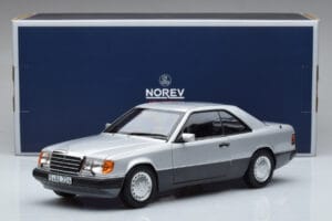 Mercedes 300 CE-24 C124 Coupe Zilver Norev 1:18 183880 Metaal — afbeelding 7 van 7