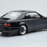 Mercedes 300 CE C124 AMG The Hammer Zwart Otto 1:18 - image 2 of 6