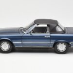 Mercedes 300 SL R107 Nautisch Blauw Norev 1:18 183466 - image 4 of 8