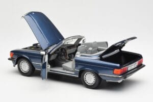 Mercedes 300 SL R107 Nautisch Blauw Norev 1:18 183466 Metaal — afbeelding 5 van 8