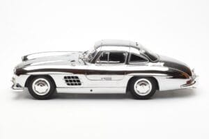 Mercedes 300 SL W198 Chroom Minichamps 1:18 B66040645 Metaal — afbeelding 4 van 8