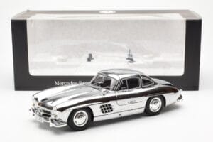 Mercedes 300 SL W198 Chroom Minichamps 1:18 B66040645 Metaal — afbeelding 8 van 8
