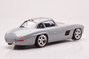 Mercedes 300 SL W198 Gullwing By S-Klub Grijs GT Spirit 1:18 GT418 Hars — afbeelding 2 van 6