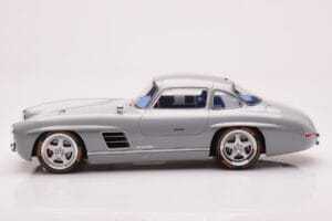 Mercedes 300 SL W198 Gullwing By S-Klub Grijs GT Spirit 1:18 GT418 Hars — afbeelding 3 van 6