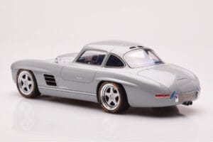 Mercedes 300 SL W198 Gullwing By S-Klub Grijs GT Spirit 1:18 GT418 Hars — afbeelding 5 van 6