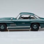 Mercedes 300 SL W198 Gullwing Groen Norev 1:18 - image 4 of 7