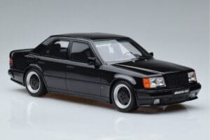 Mercedes 300E W124 5.6 AMG The Hammer Otto 1:18 OT638 Hars — afbeelding 4 van 6