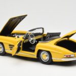 Mercedes 300 SL W198 Roadster Geel Norev 1:18 B66040669 - image 5 of 8